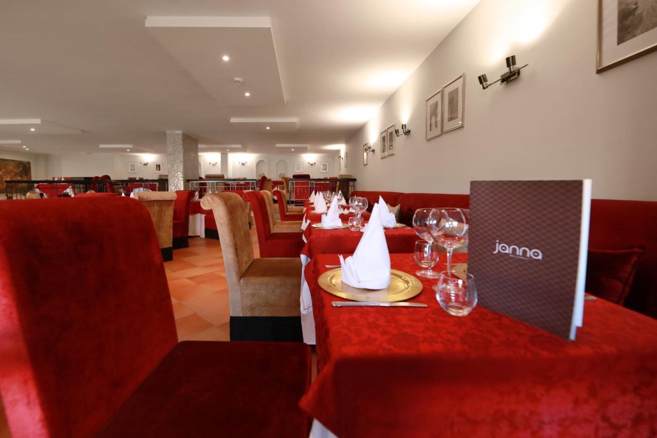 Hotel Kenzi Rose Garden Marrakesch Exterior foto Restaurant Janna